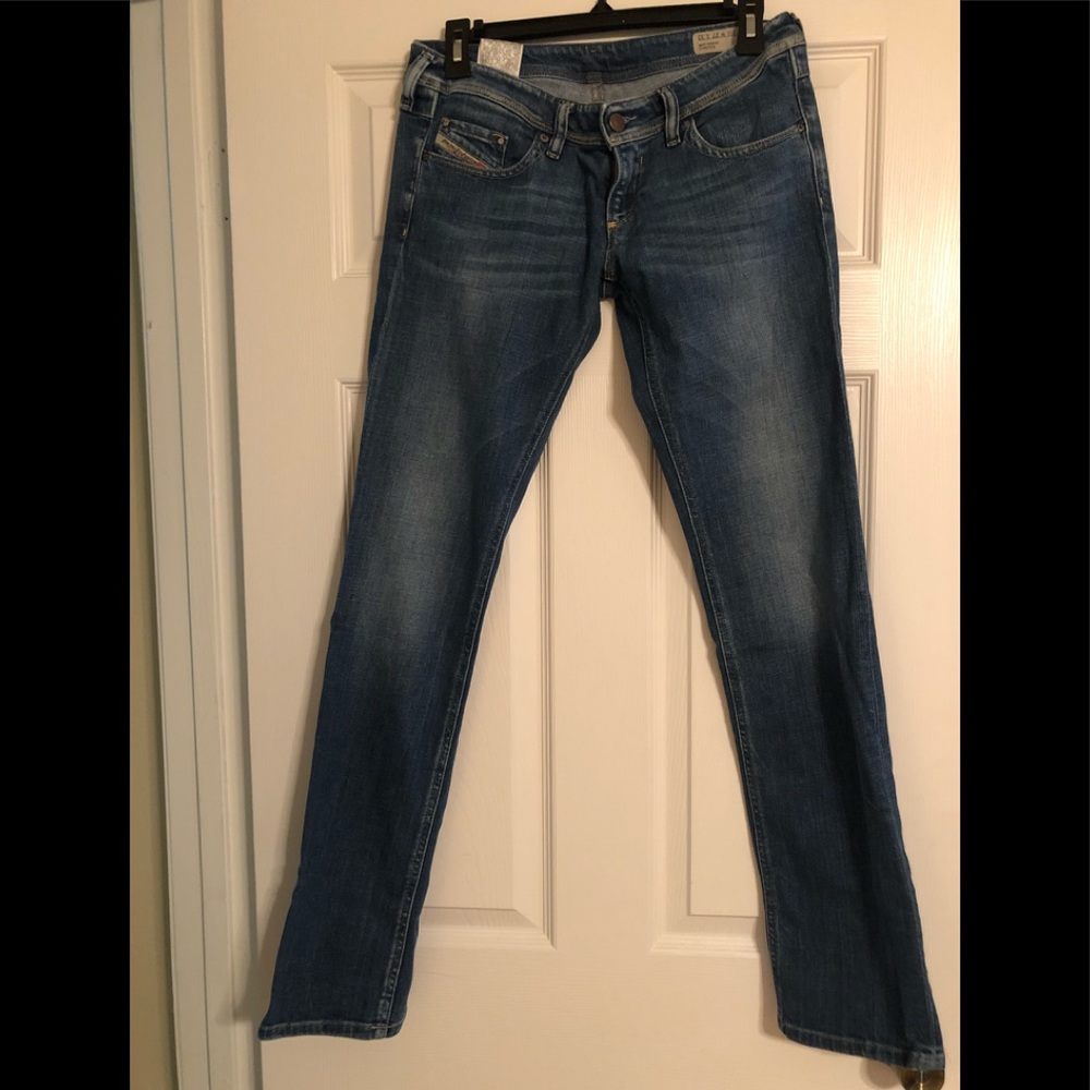Diesel Jeans - lowky - regular slim- straight